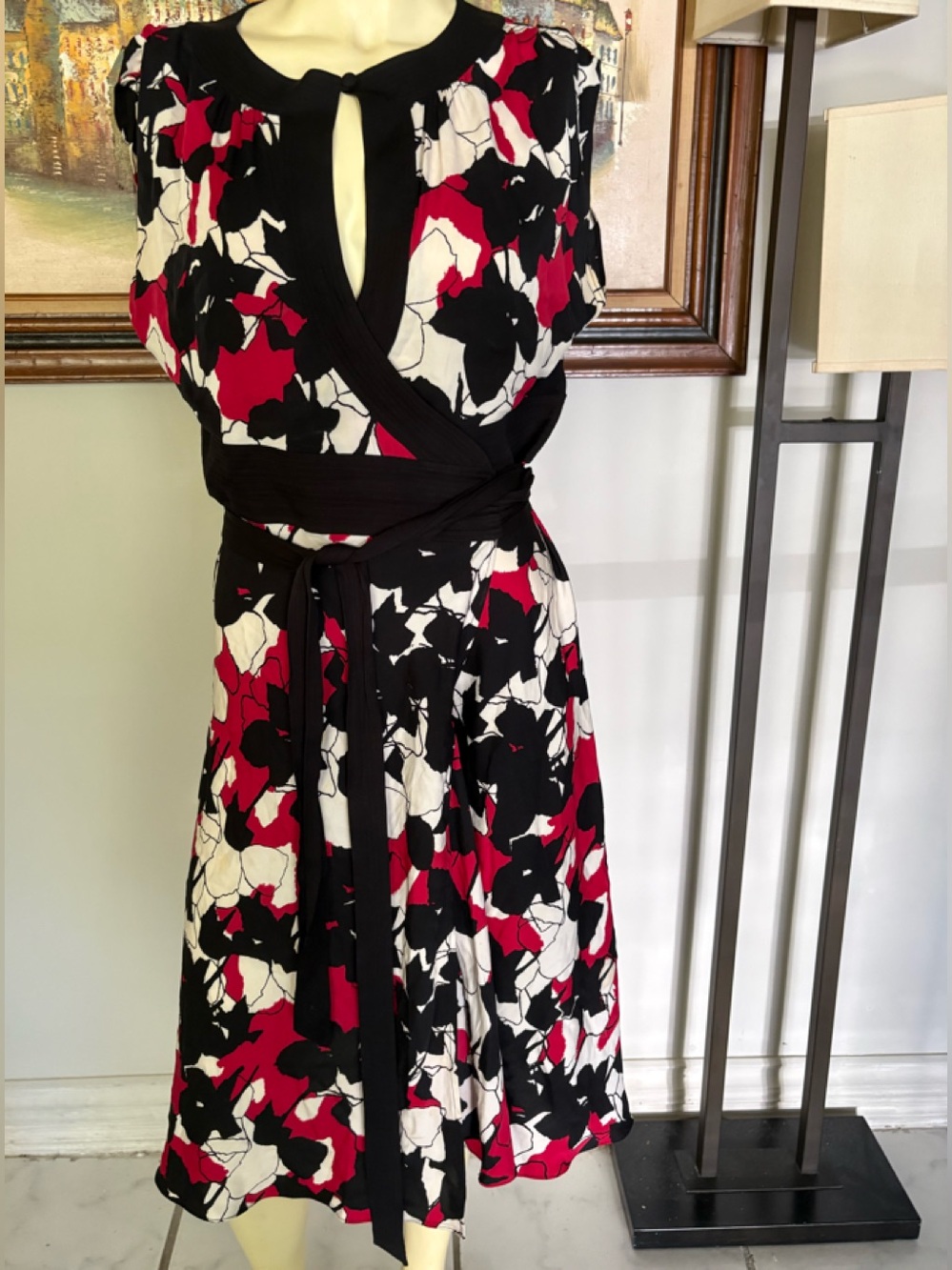 Diane Von Furstenberg Black, Red & White Silk Floral Wrap Midi Dress Size 10